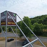Enzo Proximite Zenith D' Auvergne Ex F1 Formule 1 Clermont Ferrand Issoire 酒店 3*