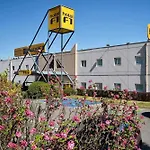 Enzo Proximite Zenith D' Auvergne Ex F1 Formule 1 Clermont Ferrand Issoire 酒店 Coudes