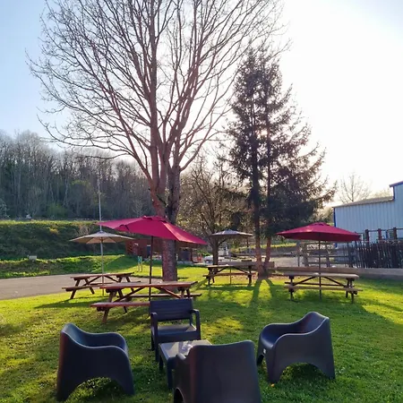 酒店 Enzo Proximite Zenith D' Auvergne Ex F1 Formule 1 Clermont Ferrand Issoire Coudes