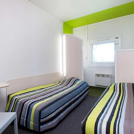 酒店 Enzo Proximite Zenith D' Auvergne Ex F1 Formule 1 Clermont Ferrand Issoire 3*