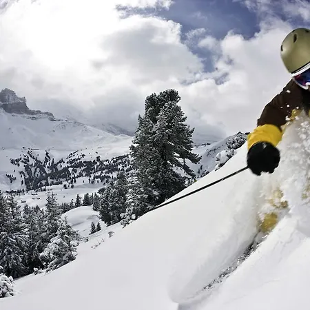 酒店 Enzo Proximite Zenith D' Auvergne Ex F1 Formule 1 Clermont Ferrand Issoire Coudes