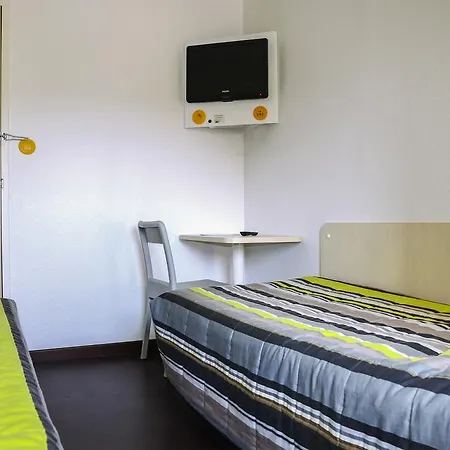 Hotelf1 Clermont Ferrand Issoire Coudes