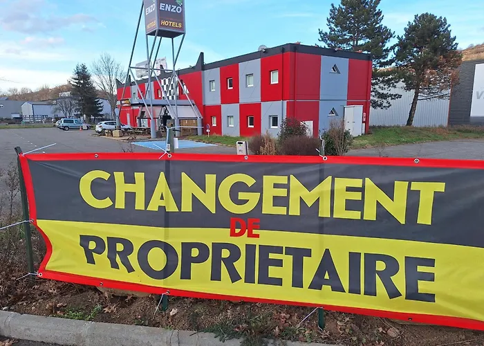 Enzo Proximite Zenith D' Auvergne Ex F1 Formule 1 Clermont Ferrand Issoire 3* Coudes